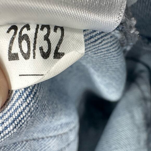 Topshop Light Wash Denim Raw Hem Straight Leg Jeans Womens Size 26/32 Mid Rise - Picture 8 of 9